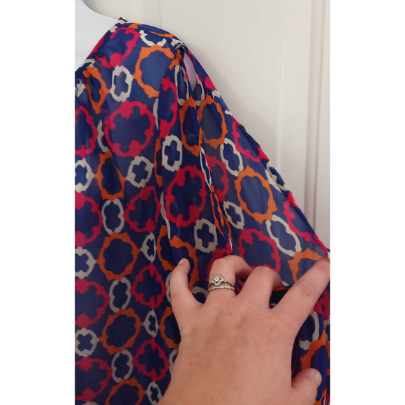 Mi Ami Sheer Blouse Slit Sleeve Size Small Geometric Blue Multicolored - Picture 2 of 4